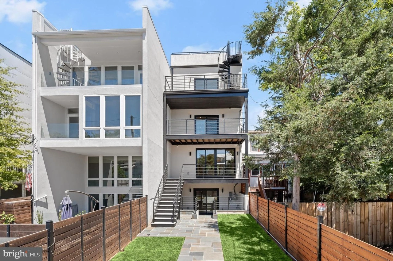 3720 R St NW (3)