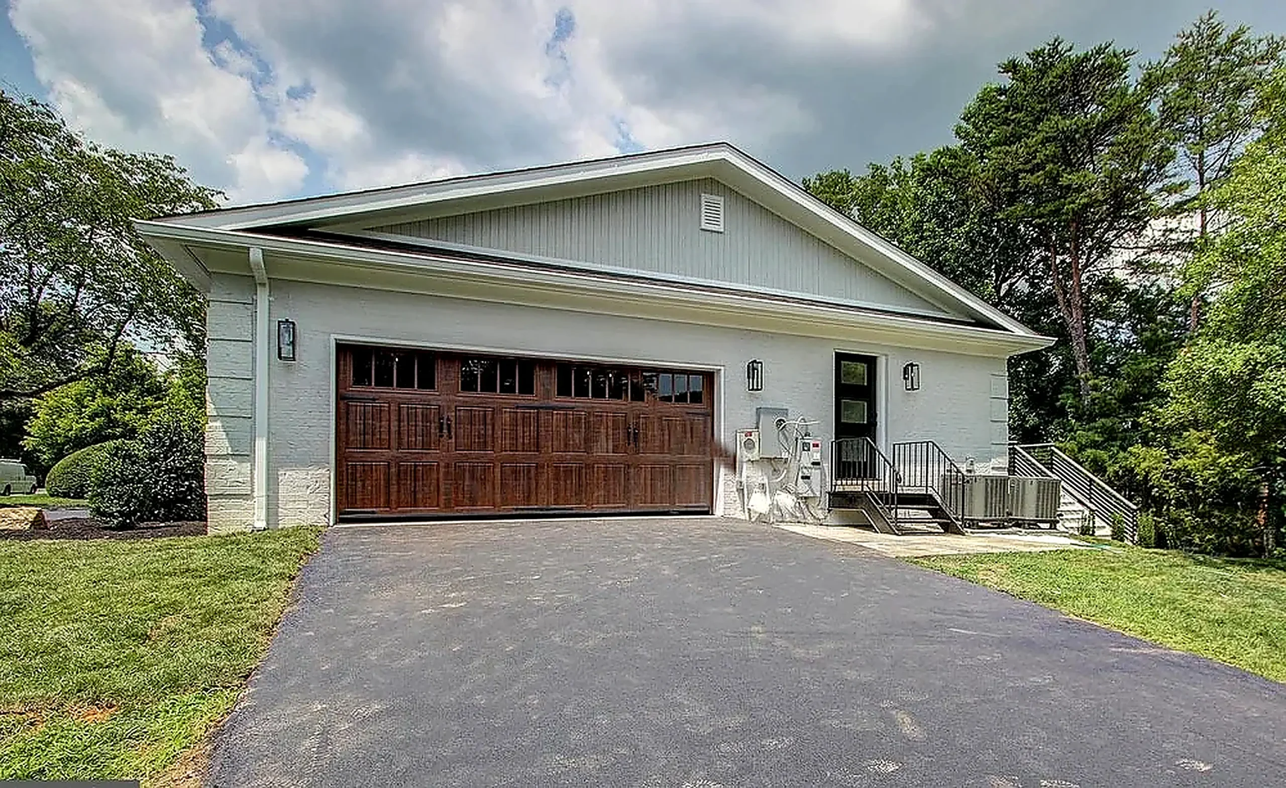 Bethesda Single Family Residence (6)
