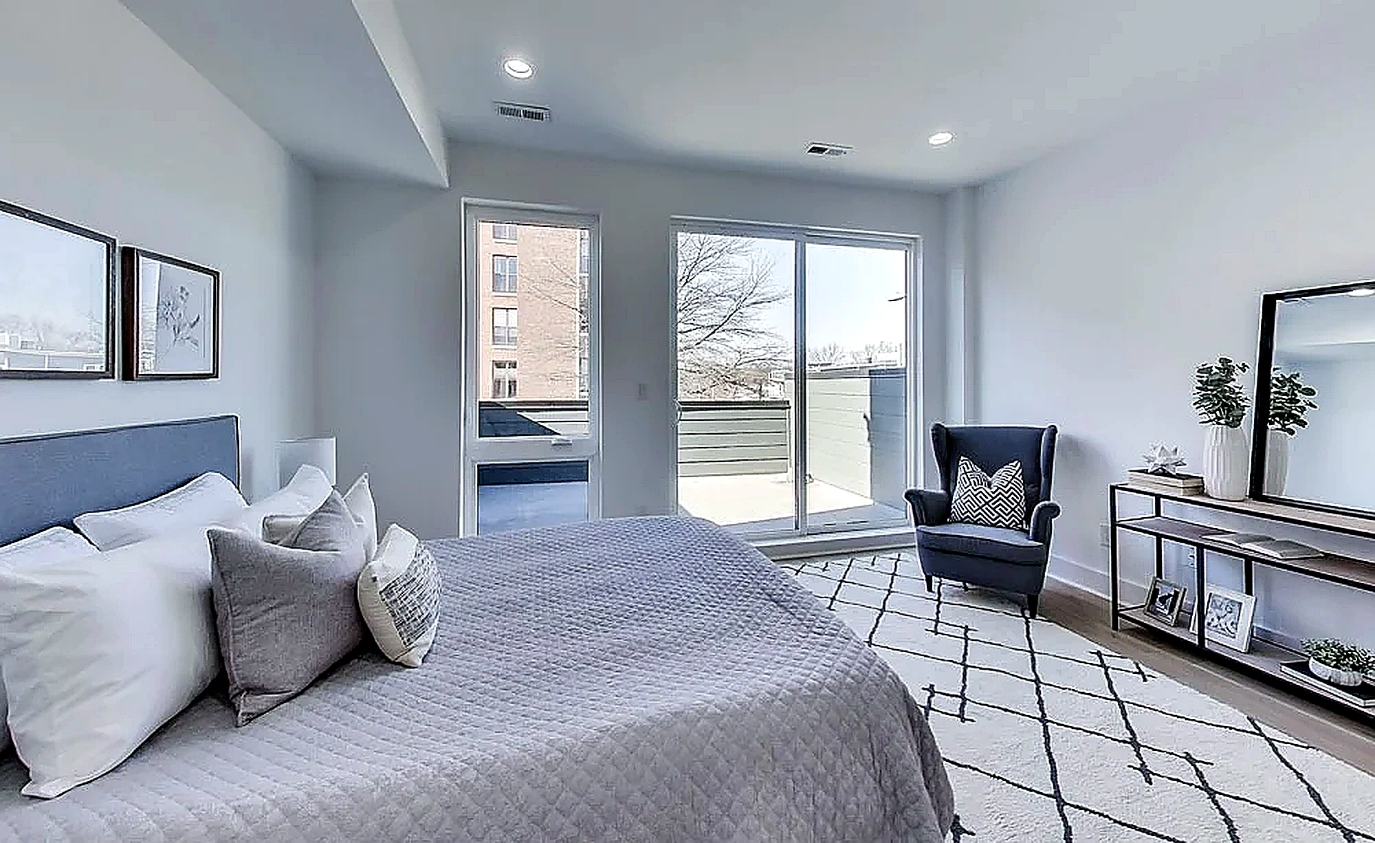 Columbia Heights Condos (3)