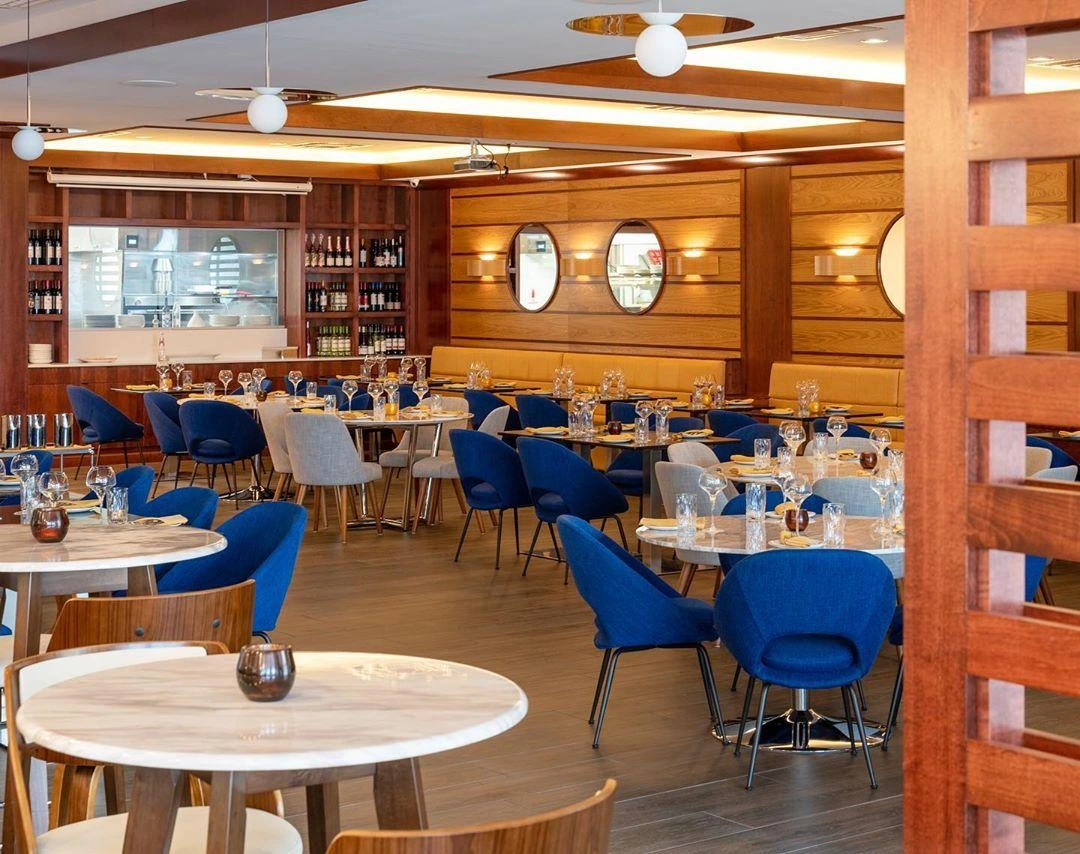 ZENOLA Restaurant (2)